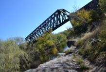 LOS MOLINOS: Puente Negro o Puente Ferroviario Río Los Molinos